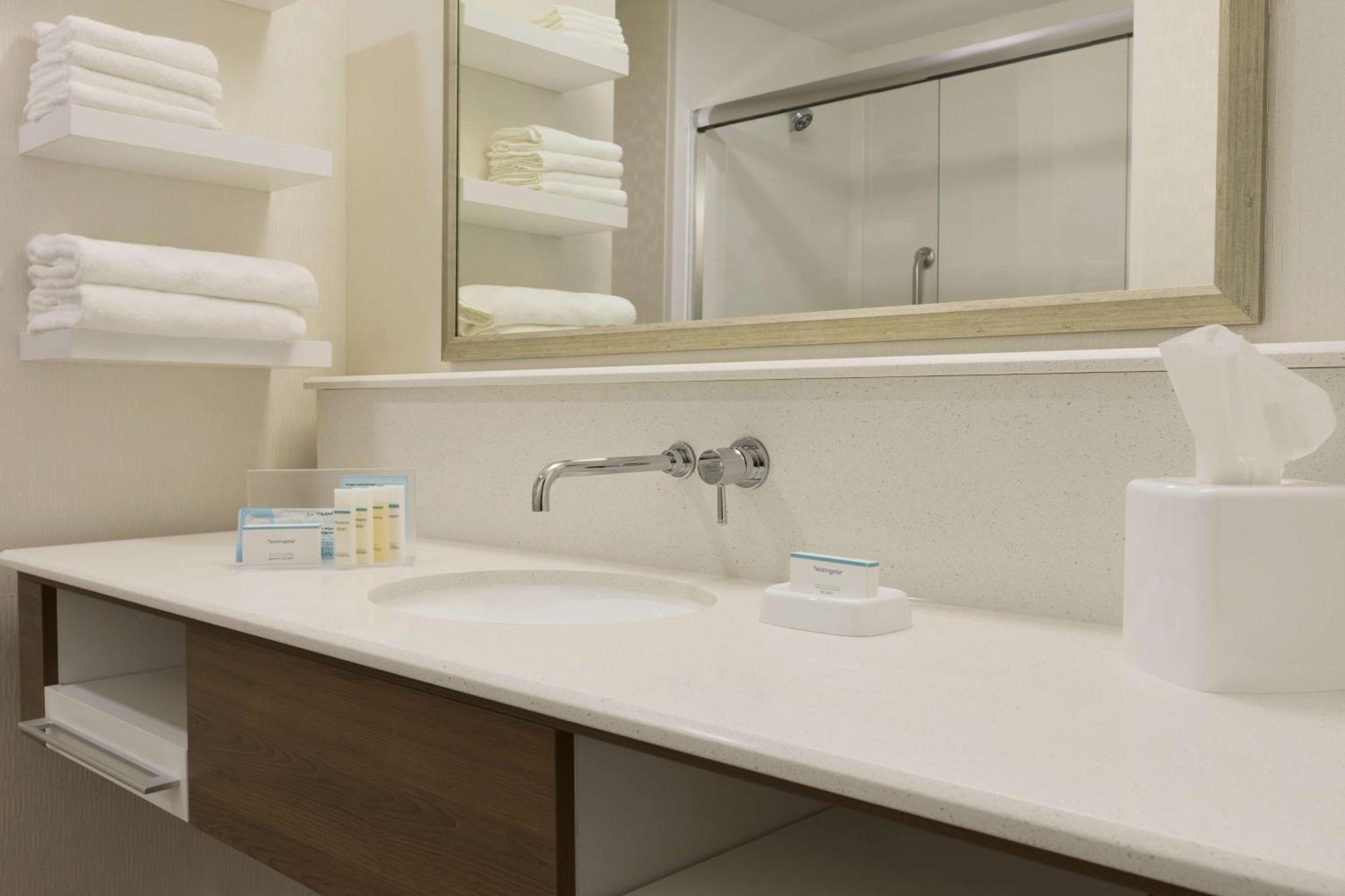 Hampton Inn & Suites Niles/Warren, Oh Экстерьер фото